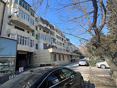 4-otaqlı mənzil , Memar Əcəmi m/st., 130 m² Баку