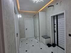 3-otaqlı mənzil , Rüstəmov küç., 98 m² Bakı