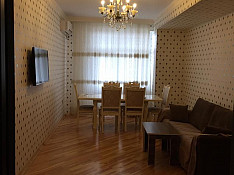 2-otaqlı mənzil icarəyə verilir, Xırdalan ş., 112 m² Bakı