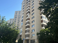 4-otaqlı mənzil , Z. Xəlilov küç., 140 m² Баку