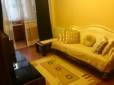 3-otaqlı mənzil icarəyə verilir, Nizami m/st., 90 м² Bakı