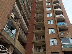 3-otaqlı mənzil icarəyə verilir, Şamil Əzizbəyov küç. 54, 100 m² Bakı