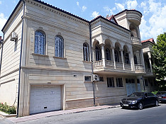 Villa , Həsən Əliyev küç. Bakı