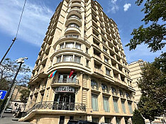 4-otaqlı mənzil , Zivər bəy Əhmədbəyov küç., 220 m² Bakı