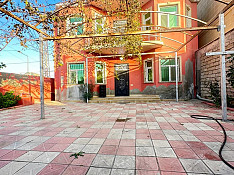 Həyət evi, Qaraçuxur qəs., Bakı