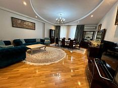 5-otaqlı mənzil , H. Əliyev pr., 180 m² Баку