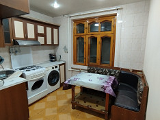 2-otaqlı mənzil icarəyə verilir, Şirvani küç. 14, 60 m² Баку