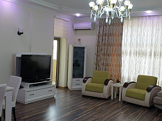 3-otaqlı mənzil , Yasamal r., 175 m² Bakı