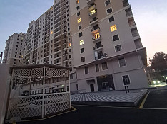 2-otaqlı mənzil , Səməd Vurğun küç., 97 m² Bakı