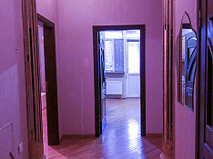 3-otaqlı mənzil icarəyə verilir, Əsəd Əhmədov küç., 80 m² Баку