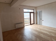 4-otaqlı mənzil , Z. Xəlilov küç., 271 m² Bakı