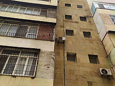 4-otaqlı mənzil , A. Məmmədov küc. 45, 102 m² Bakı