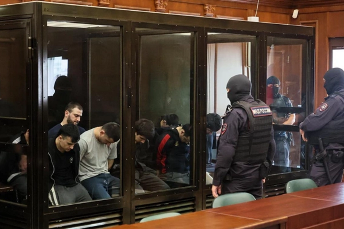 Четверо исполнителей теракта в Крокусе признали в суде вину