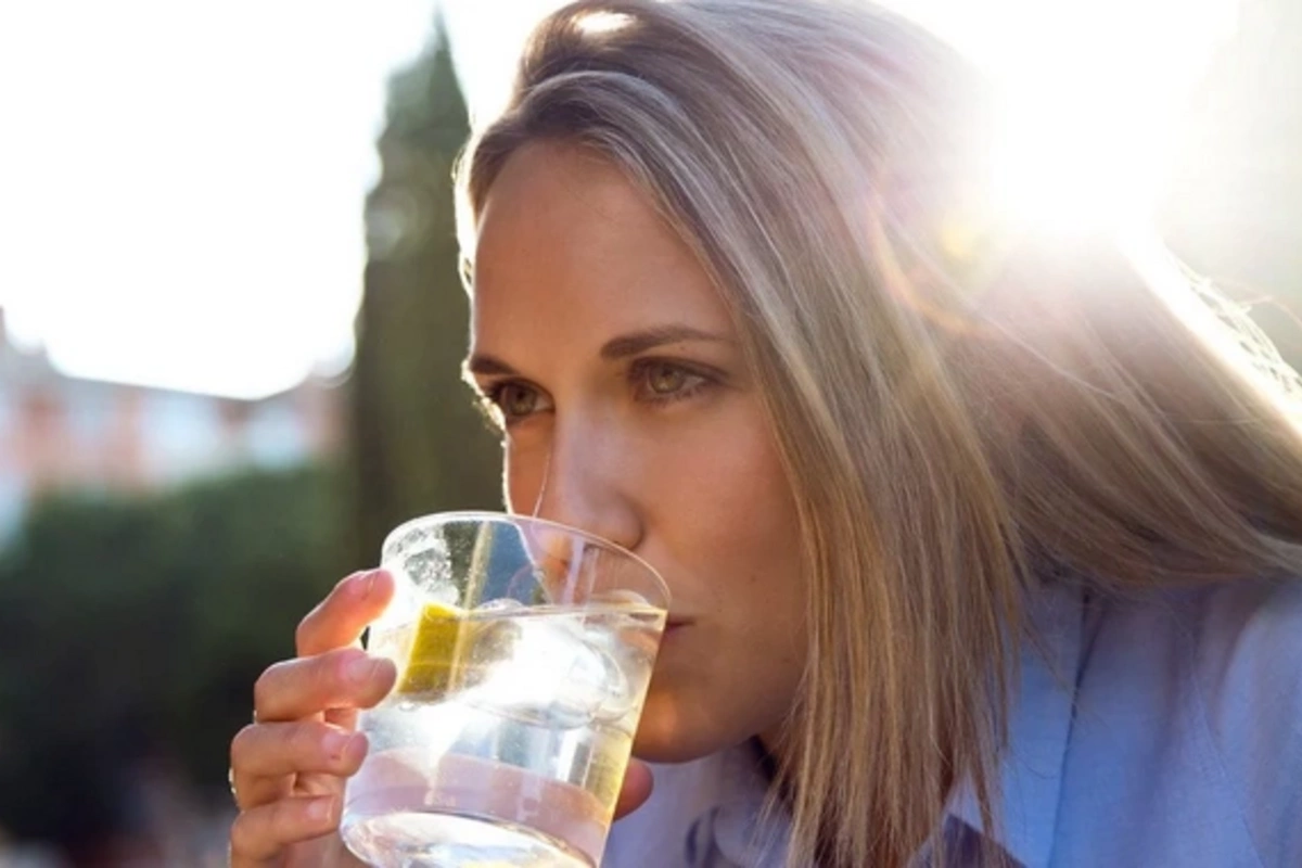 Named drinks that cause dehydration