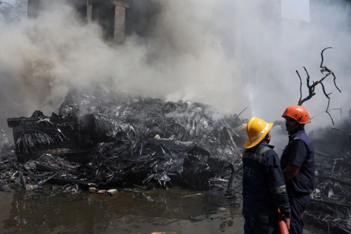 Indian authorities may suspend all Boeing 787-8 Dreamliner flights after crash