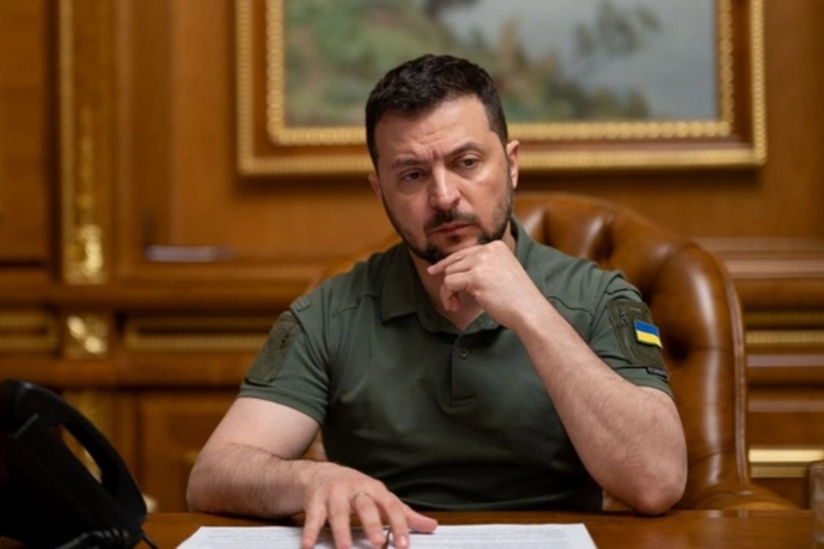 Зеленский: Украина не подарит свои земли