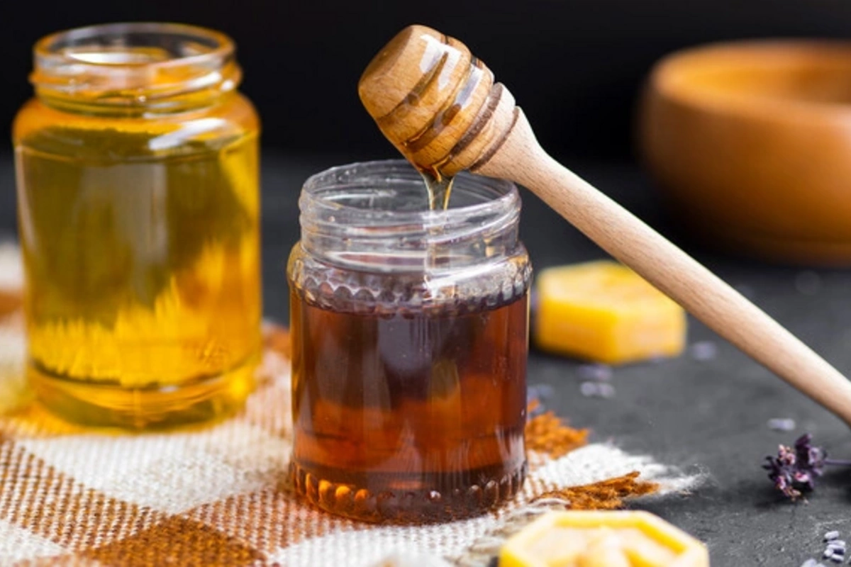 Врач разоблачил популярный миф о целебных свойствах меда