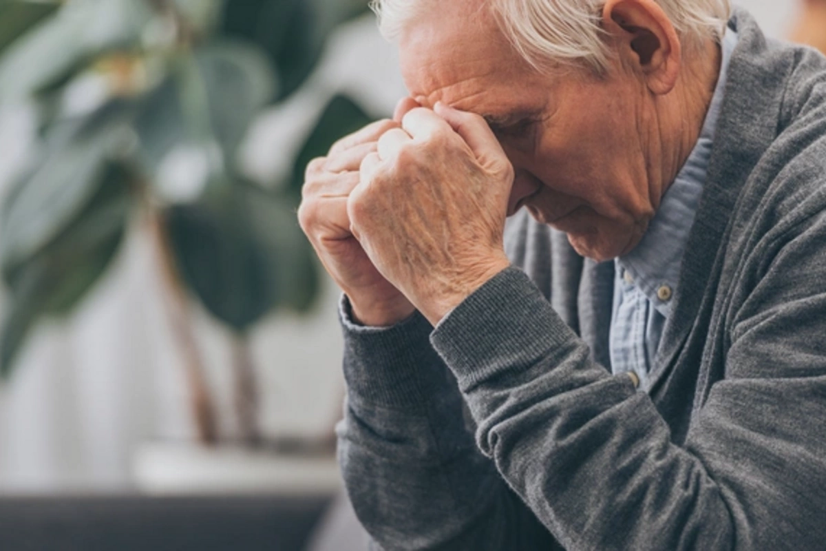 Scientists have discovered why some elderly people are more vulnerable to diseases than others