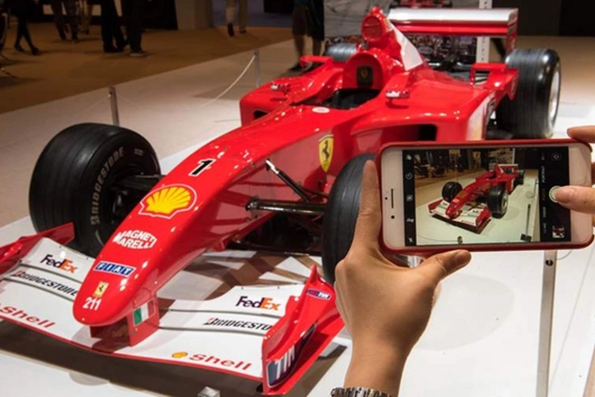 Легендарный Ferrari Шумахера продан на аукционе