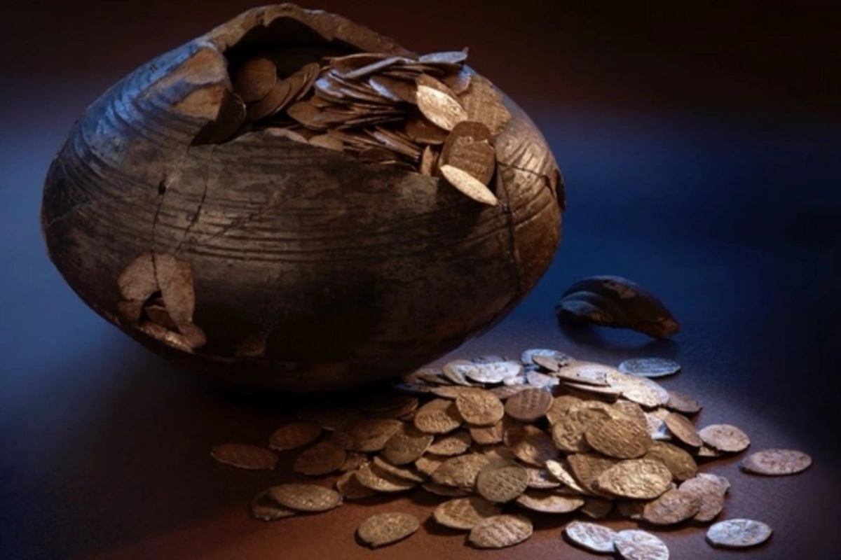  В Норвегии найден крупнейший клад эпохи викингов