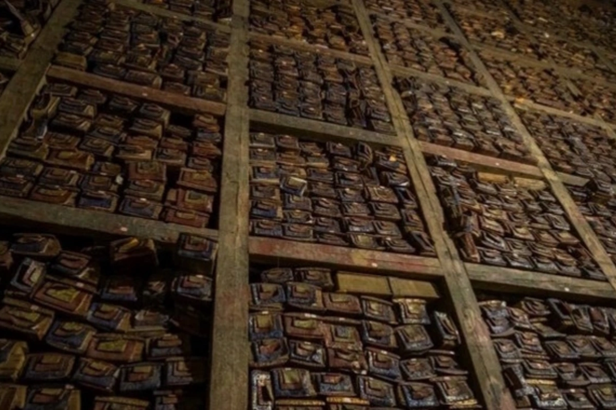 The Secret Library of Sakya: 96,000 Scrolls, the Elixir of the Sun, and the Secrets of the Dragon Times