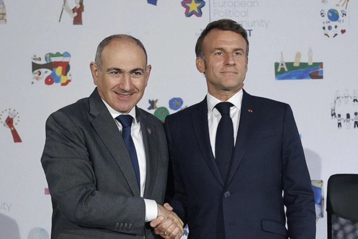 Pashinyan and Macron discussed agreements reached in Washington between Baku and Yerevan