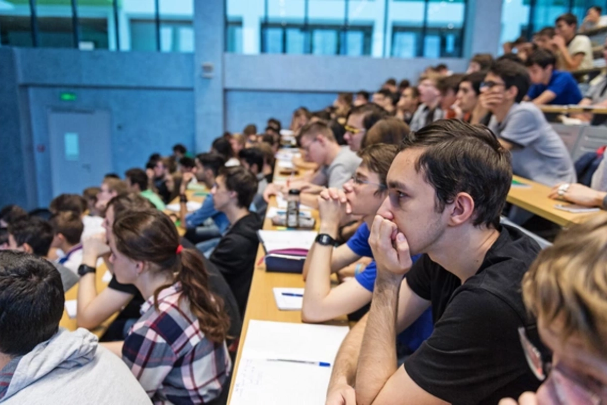 Учёные раскрыли влияние преподавателя на учёбу и настроение студентов