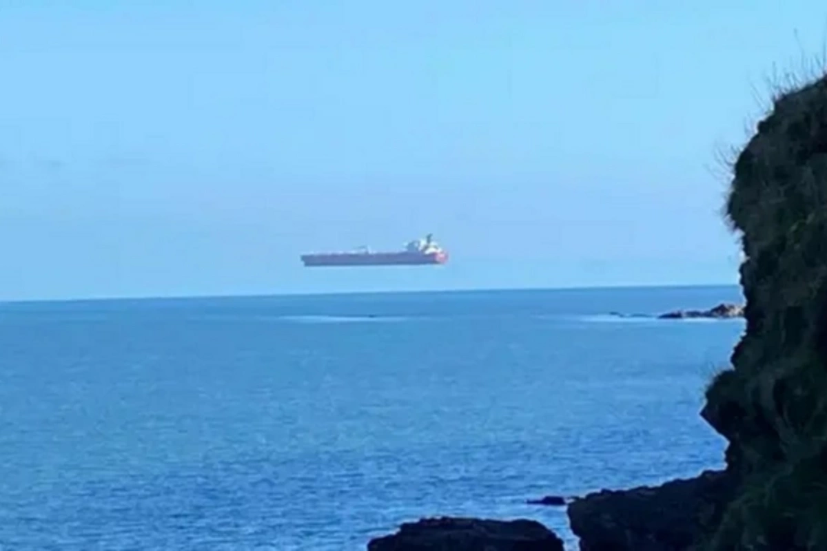 В Балтийском море заметили летящие над водой корабли