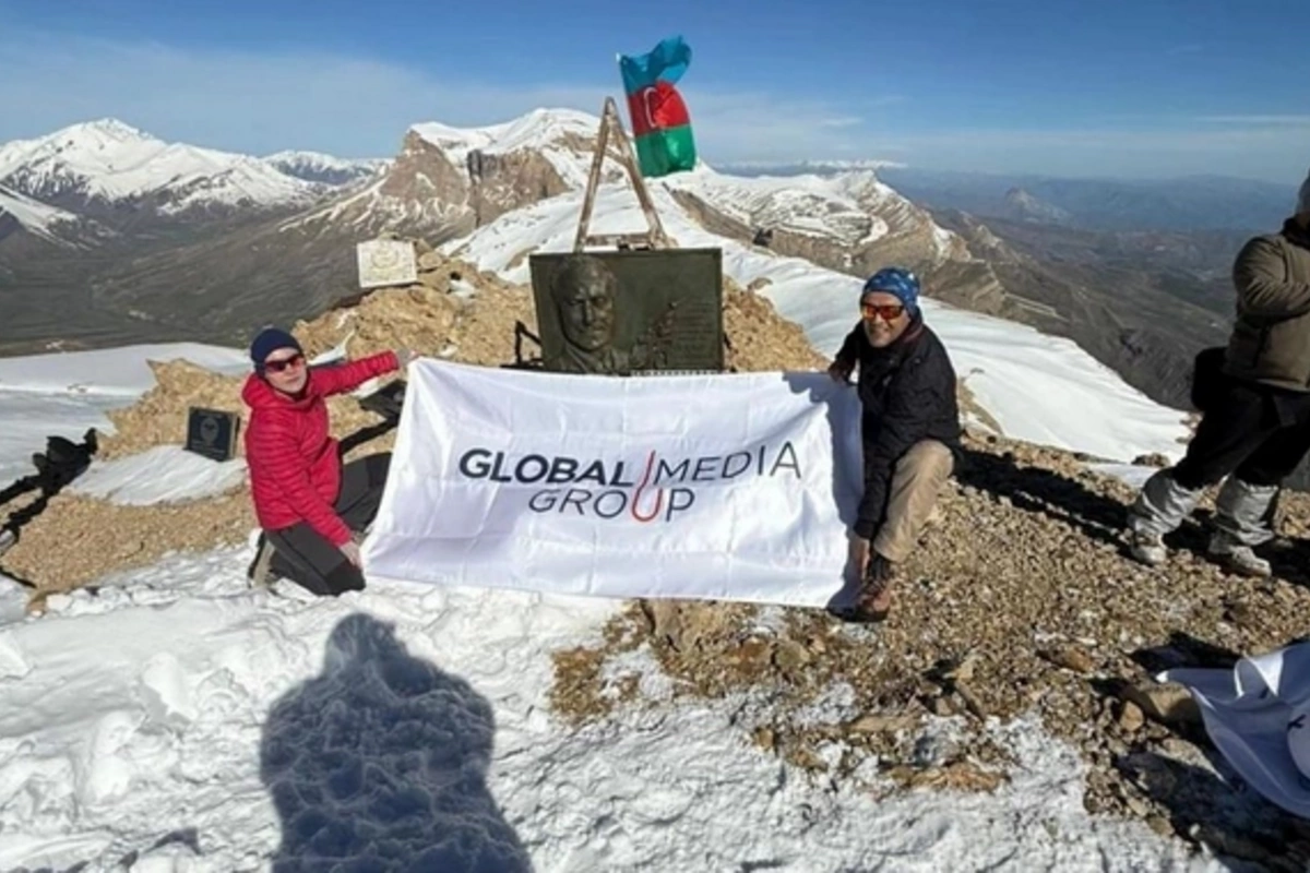 On the 102nd anniversary of the national leader, a Global Media Group employee climbed to the top of Heydar