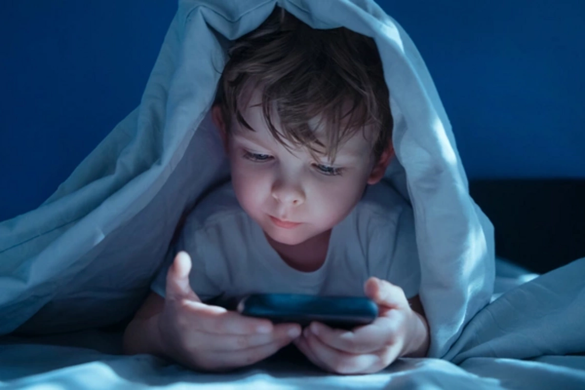 Ban on smartphones during lessons is the simplest way to improve grades
