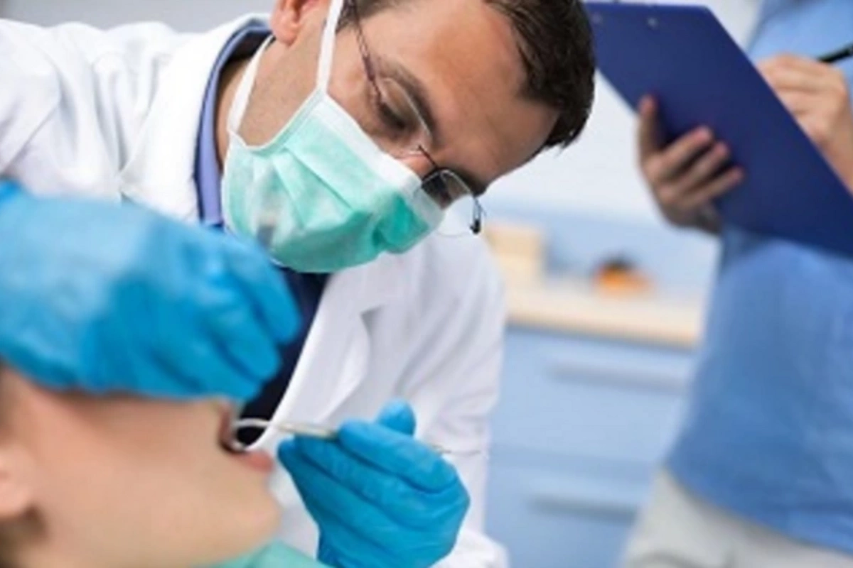 Dentist revealed the unpleasant truth about dental implants