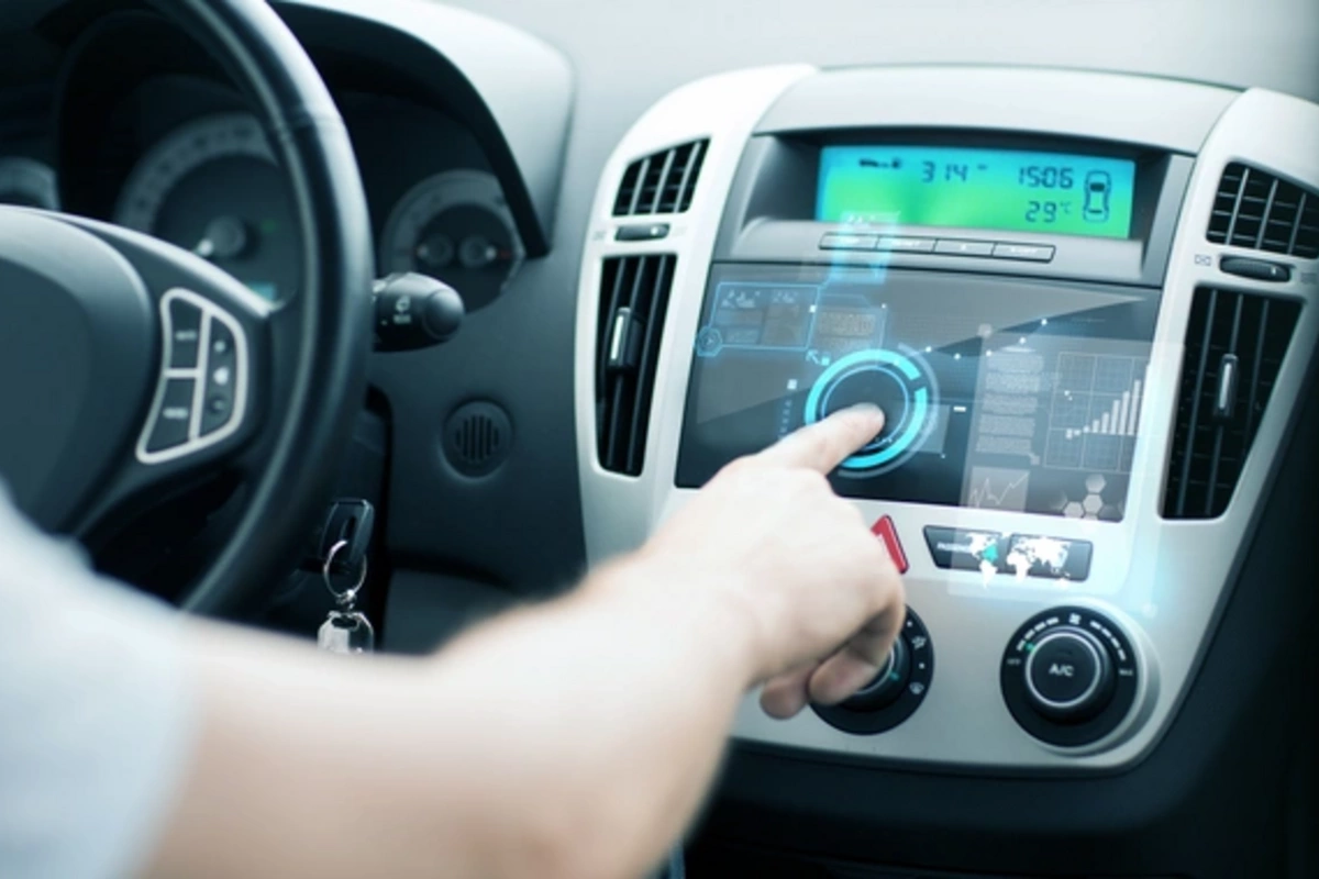 Scientists: music while driving can be dangerous