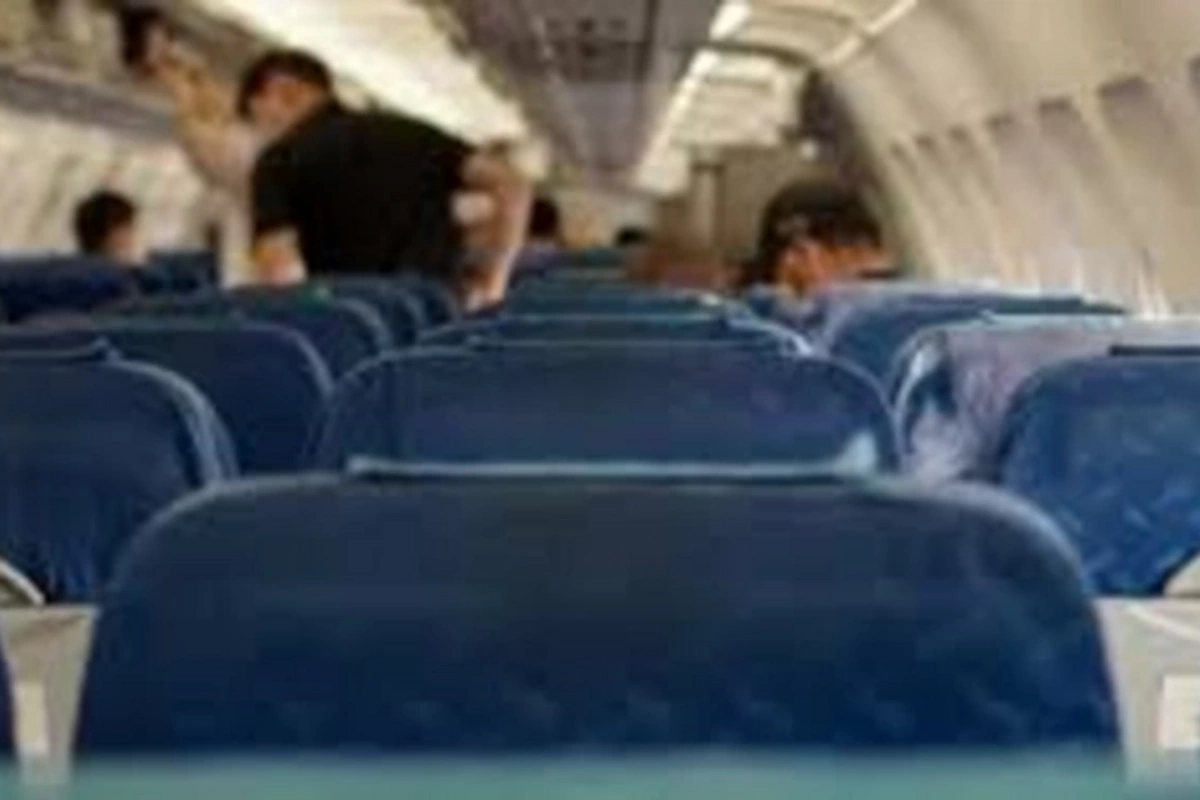 Airplane makes emergency landing in Turkey due to headphones catching fire