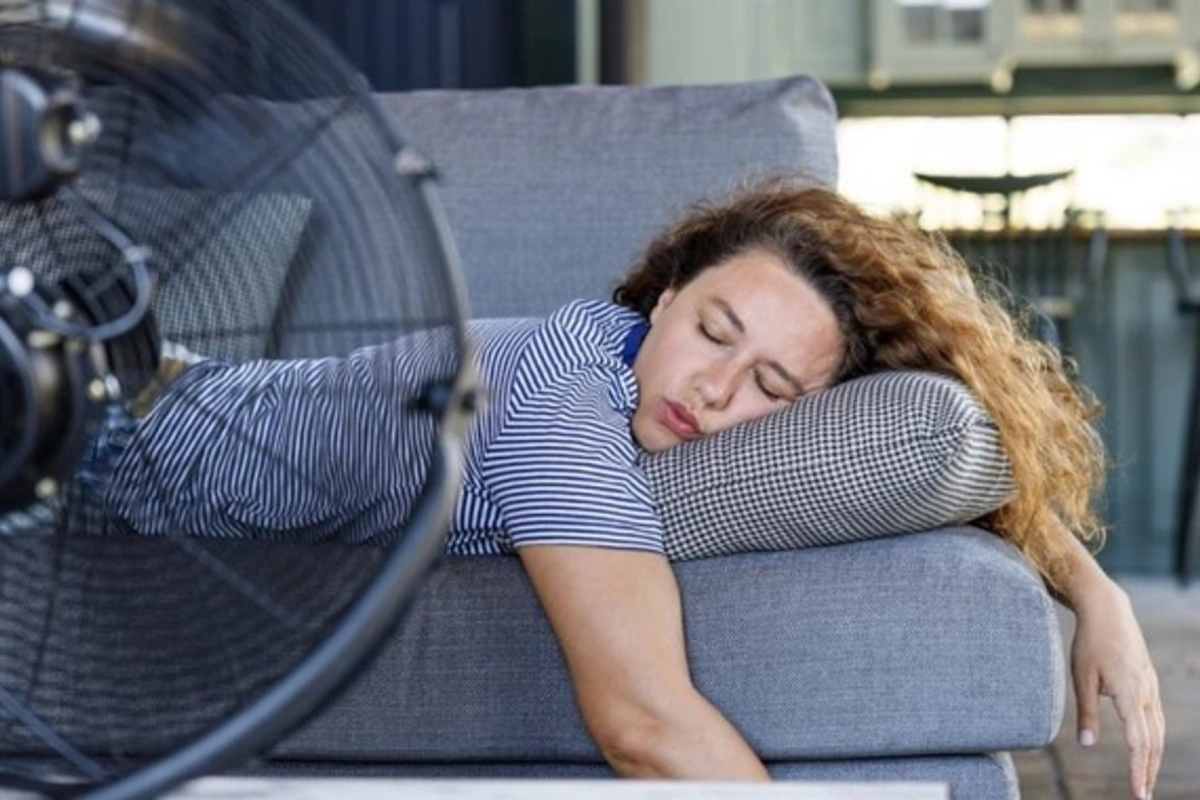 Lifehacks: how to improve sleep when its stuffy