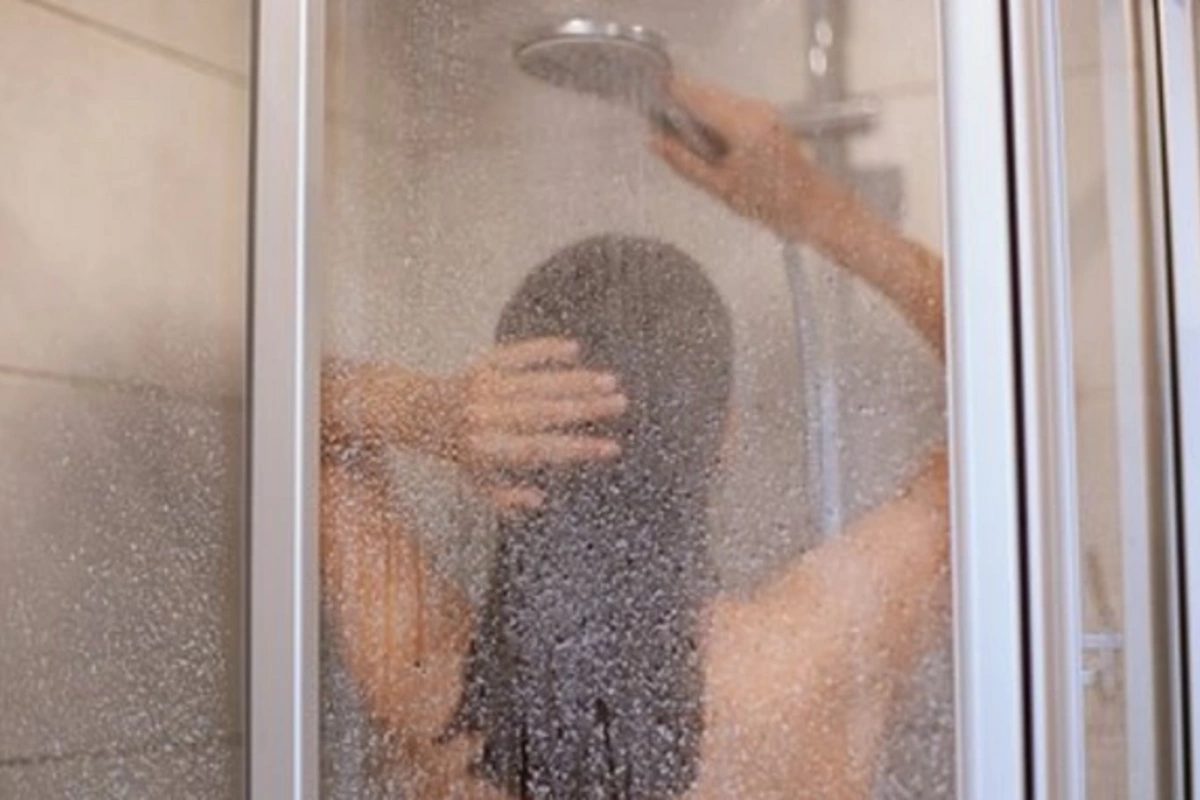 Doctor warned about the dangers of hot showers in winter