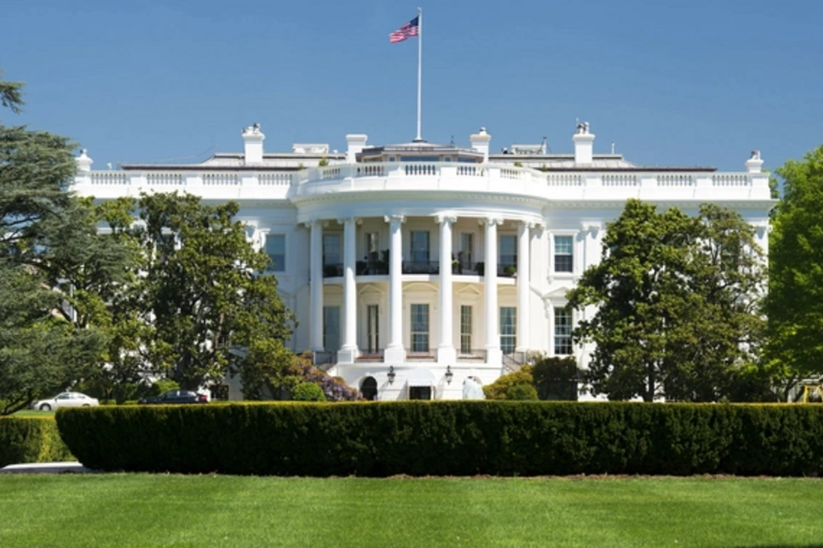 Белый дом: Трамп в течение 2 недель примет решение, бить по Ирану или нет