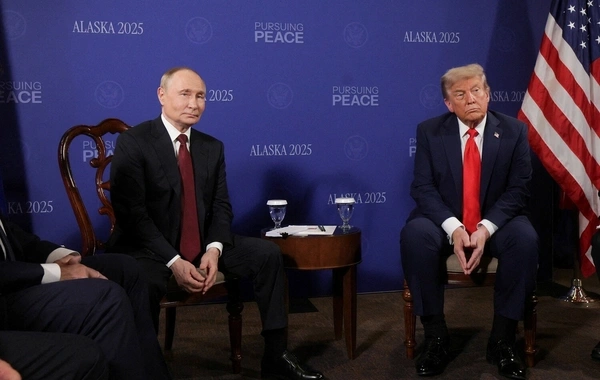 На встрече с Трампом Путин потребовал сделать русский язык официальным в Украине