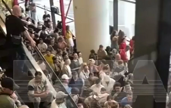 Russian airports face collapse, almost 100 flights canceled