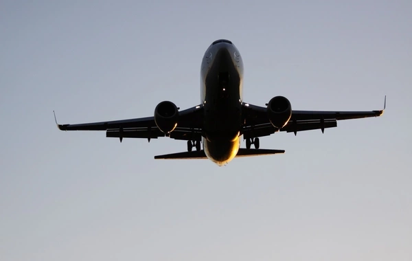 Netanyahu"s plane circled over the Mediterranean Sea for about an hour