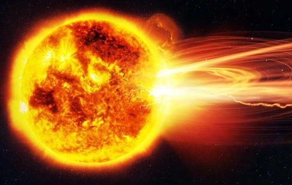 A strong flare has occurred on the Sun again