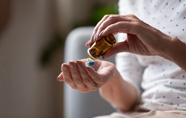 The doctor named the pills that are forbidden to split in half