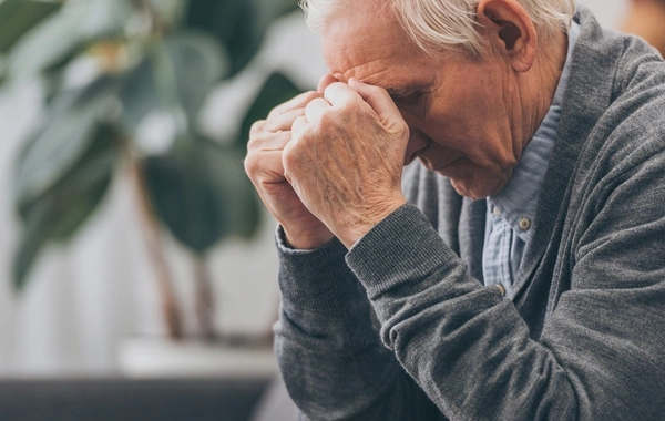 Scientists have discovered why some elderly people are more vulnerable to diseases than others