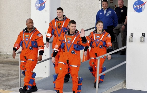 НАСА готово запустить мегаракету Orion к Луне