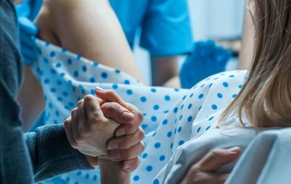 Woman gave birth 17 hours after finding out she was pregnant
