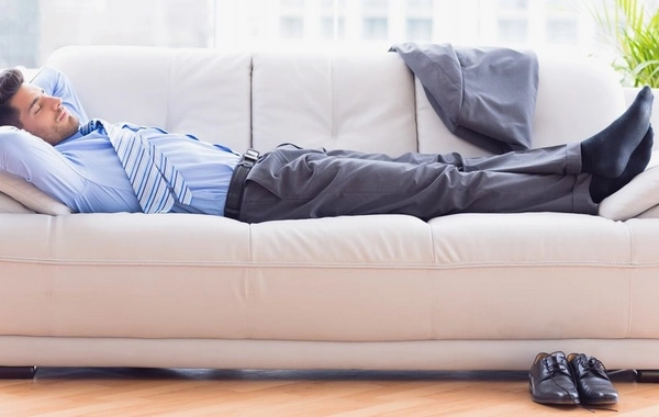 Daily naps can harm health - study