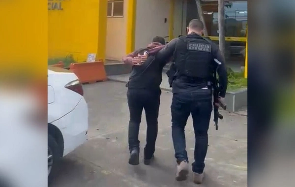 Отчим шантажировал 13-летнюю падчерицу видео с ней из ванной комнаты и поплатился