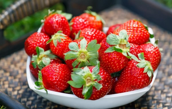 Unexpected property of strawberries caught scientists by surprise