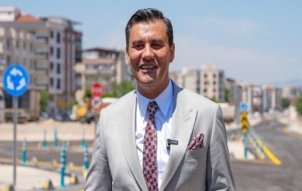The mayor of a Turkish city died from an electric shock