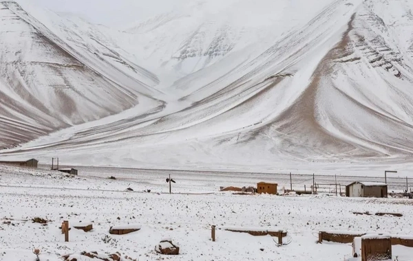 In Chile, the worlds driest desert Atacama was covered with snow