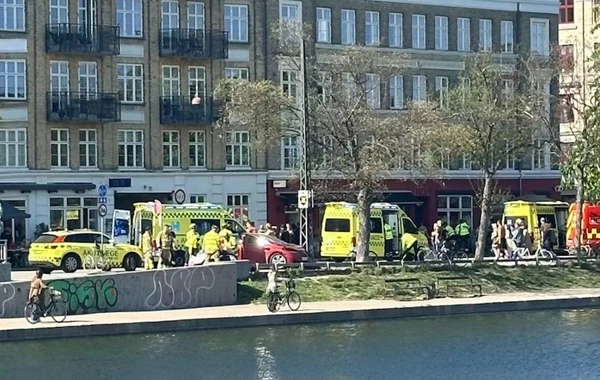 Автомобиль наехал на группу людей в центре Копенгагена
